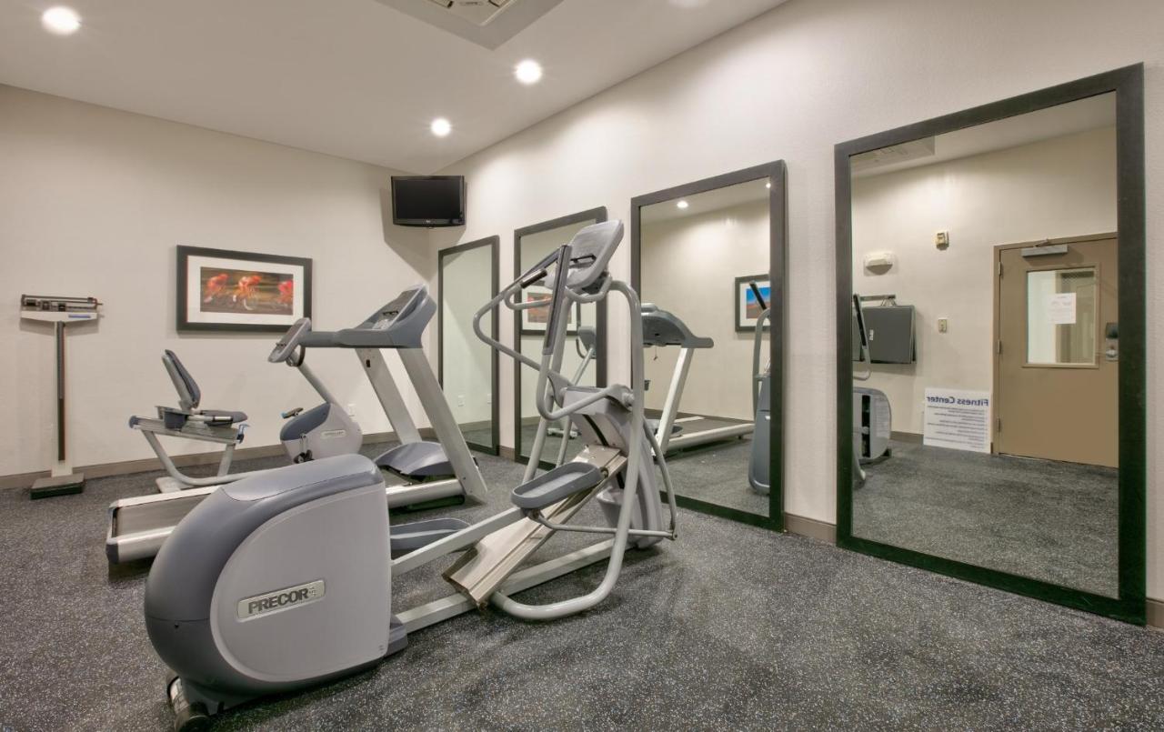 Holiday Inn Express & Suites North Dallas At Preston By Ihg Zewnętrze zdjęcie