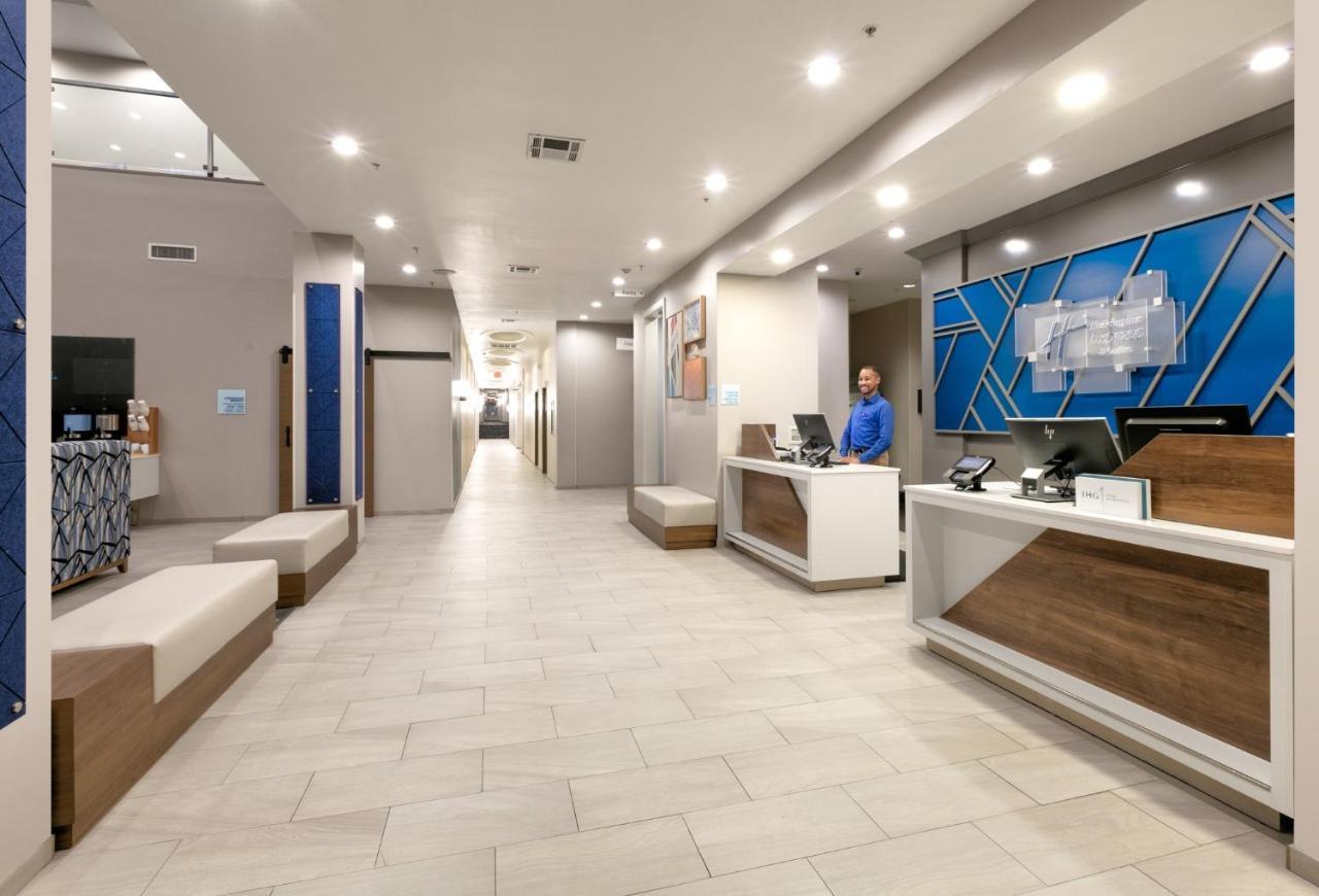 Holiday Inn Express & Suites North Dallas At Preston By Ihg Zewnętrze zdjęcie