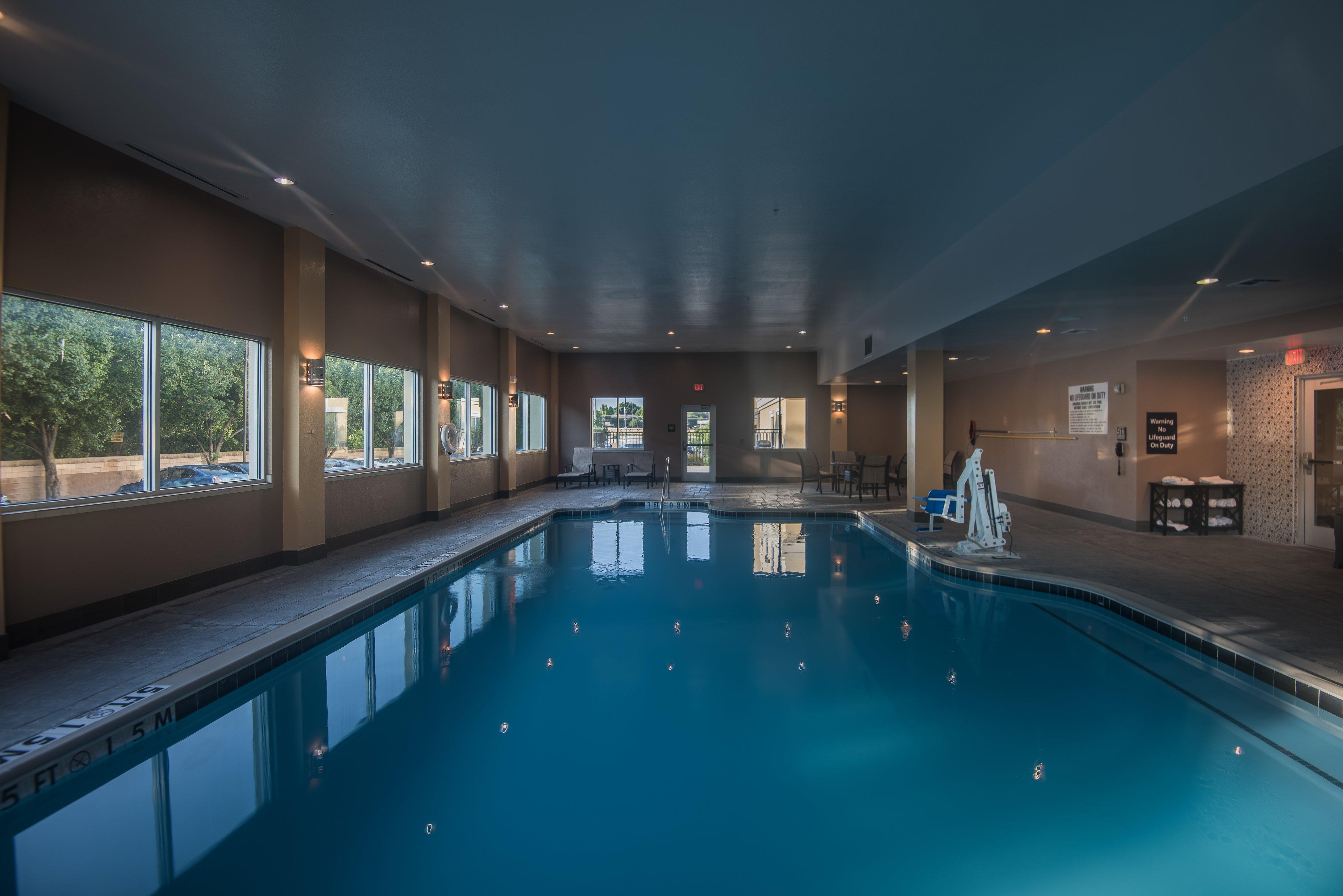 Holiday Inn Express & Suites North Dallas At Preston By Ihg Zewnętrze zdjęcie